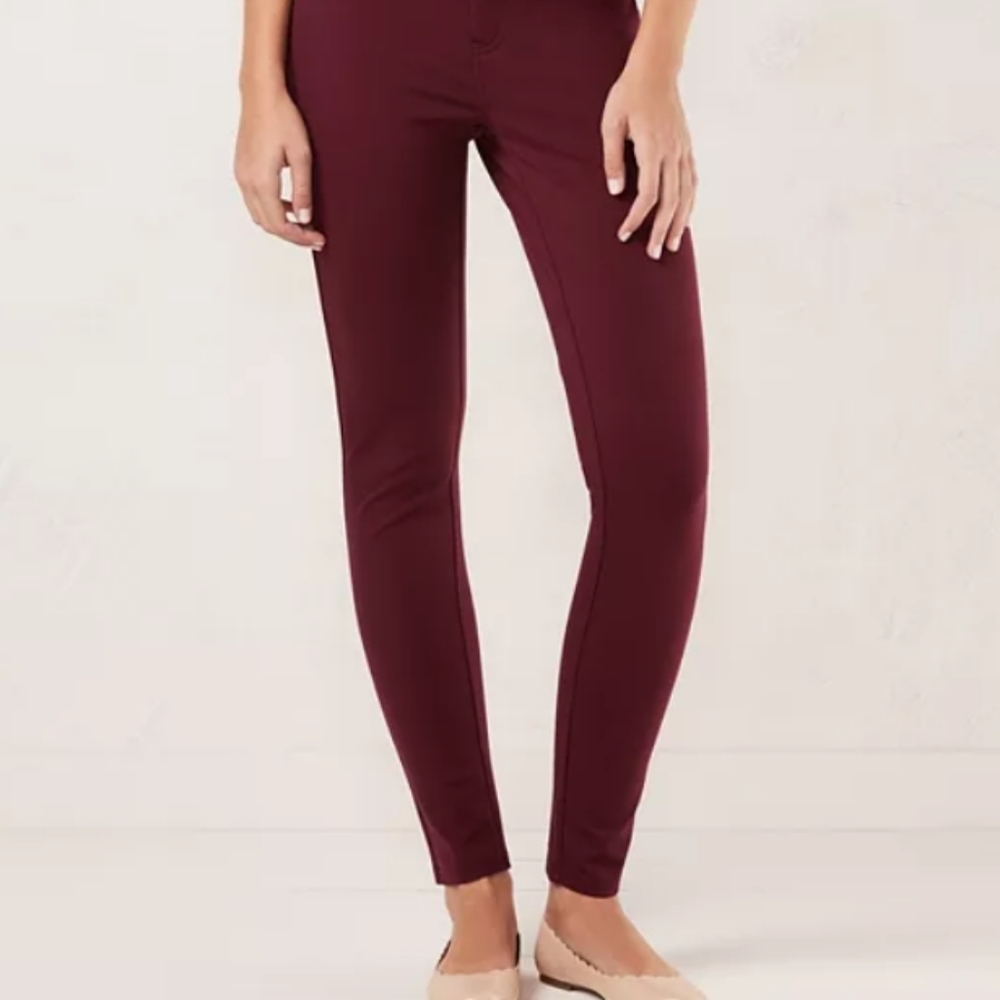Lauren Conrad maroon stretchy leggings